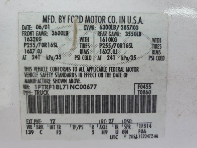 1FTRF18L71NC00677 - 2001 FORD F150 WHITE photo 12