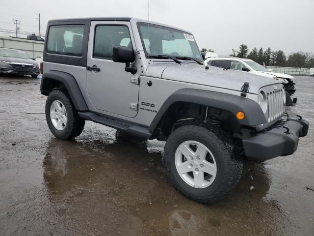 1C4AJWAG5HL702261 - 2017 JEEP WRANGLER SPORT SILVER photo 4