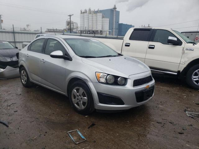 1G1JA5SH4G4125824 - 2016 CHEVROLET SONIC LS SILVER photo 4