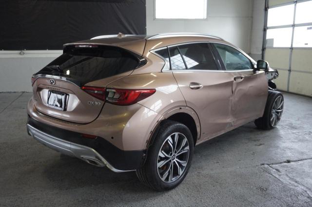 SJKCH5CR6HA023217 - 2017 INFINITI QX30 BASE PINK photo 3