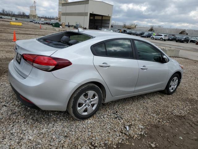 3KPFK4A79HE102939 - 2017 KIA FORTE LX SILVER photo 3