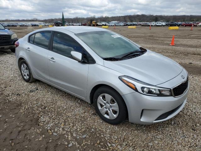 3KPFK4A79HE102939 - 2017 KIA FORTE LX SILVER photo 4