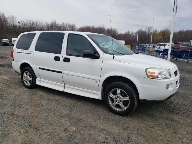 1GBDV13W08D131026 - 2008 CHEVROLET UPLANDER INCOMPLETE WHITE photo 4