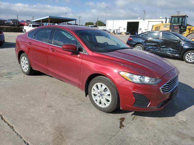 3FA6P0G79KR275156 - 2019 FORD FUSION S RED photo 4