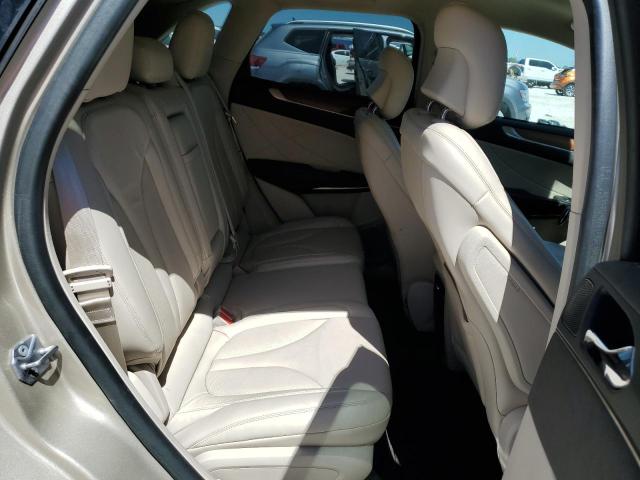 5LMCJ2C94HUL55315 - 2017 LINCOLN MKC SELECT BEIGE photo 11