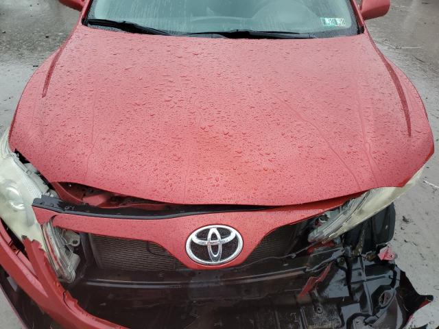 4T1BF3EK7AU518101 - 2010 TOYOTA CAMRY BASE RED photo 11