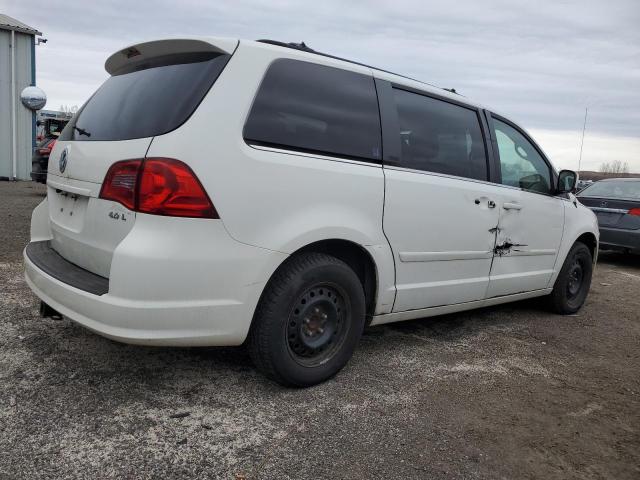 2V4RW3DX8AR399607 - 2010 VOLKSWAGEN ROUTAN SE WHITE photo 3