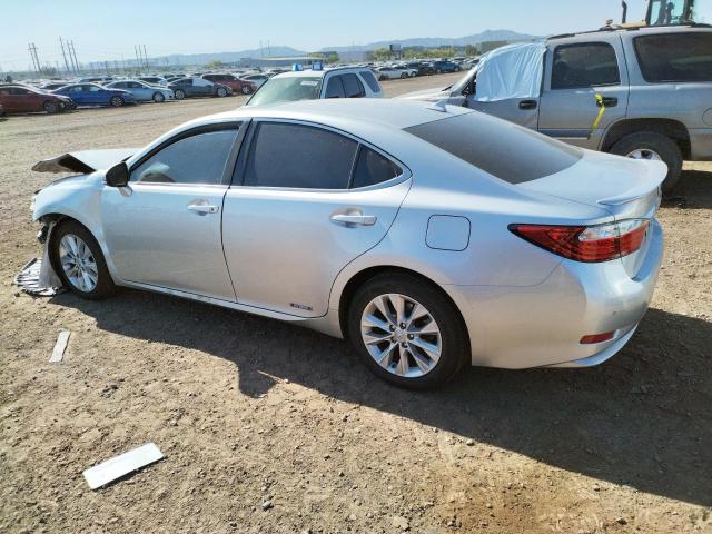 JTHBW1GG1E2043370 - 2014 LEXUS ES 300H SILVER photo 2