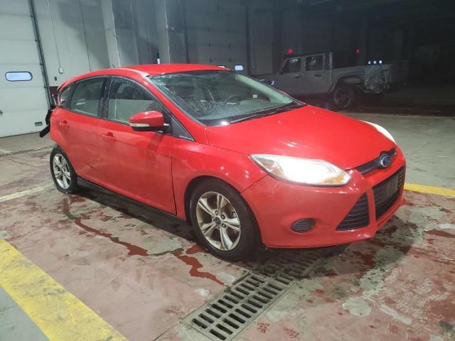 1FADP3K22EL377955 - 2014 FORD FOCUS SE RED photo 4