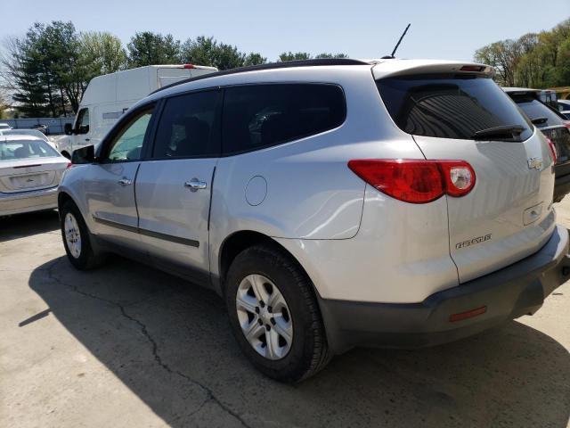 1GNEV13D99S102157 - 2009 CHEVROLET TRAVERSE LS SILVER photo 2