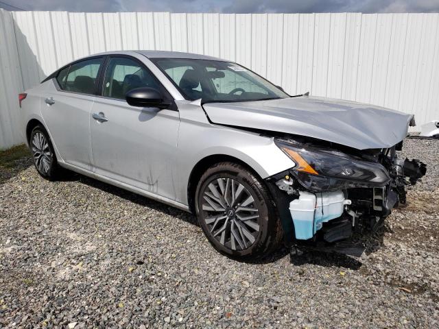 1N4BL4DV6RN361557 - 2024 NISSAN ALTIMA SV SILVER photo 4