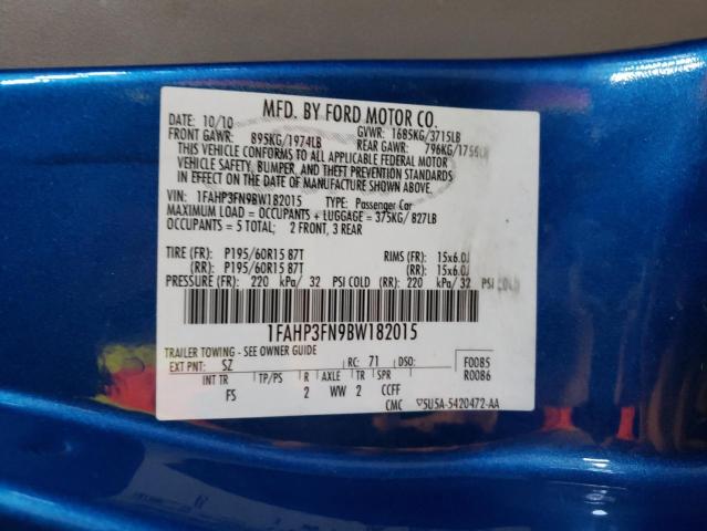 1FAHP3FN9BW182015 - 2011 FORD FOCUS SE BLUE photo 12