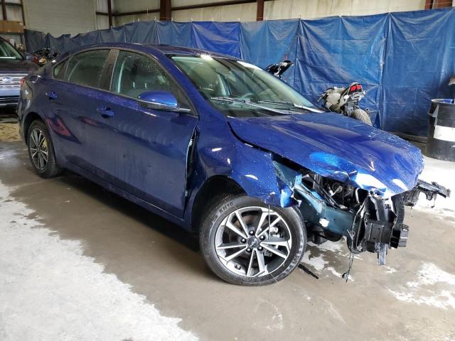 3KPF24AD5PE604948 - 2023 KIA FORTE LX BLUE photo 4