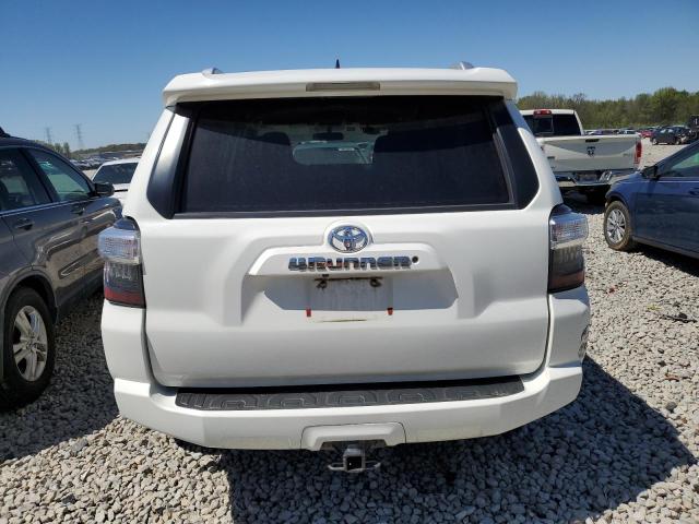 JTEBU5JR4J5507104 - 2018 TOYOTA 4RUNNER SR5/SR5 PREMIUM WHITE photo 6