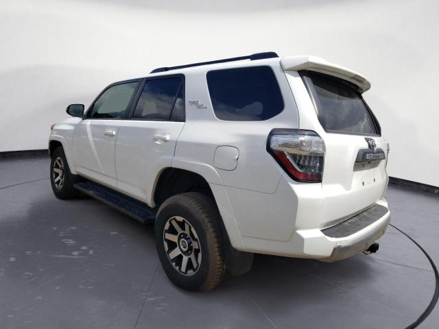 JTERU5JR3N6046122 - 2022 TOYOTA 4RUNNER SR5 PREMIUM WHITE photo 2