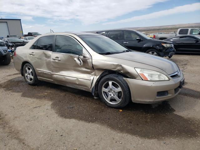 JHMCN36496C001762 - 2006 HONDA ACCORD HYBRID GOLD photo 4