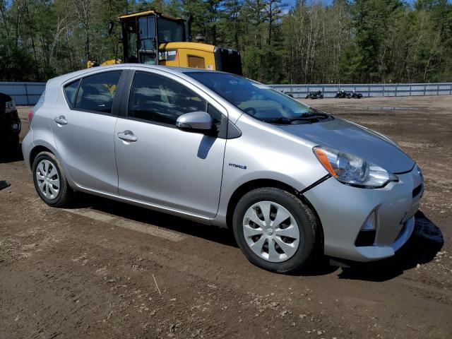 JTDKDTB32E1071501 - 2014 TOYOTA PRIUS C SILVER photo 4