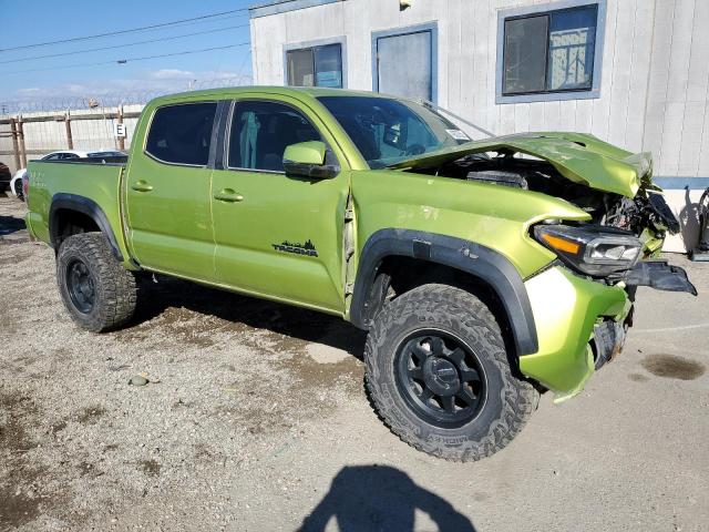3TYCZ5AN2NT102273 - 2022 TOYOTA TACOMA DOUBLE CAB GREEN photo 4