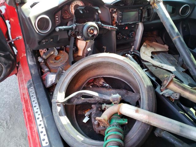 JF1ZNAA10F9704103 - 2015 TOYOTA SCION FR-S წითელი ფოტო 8