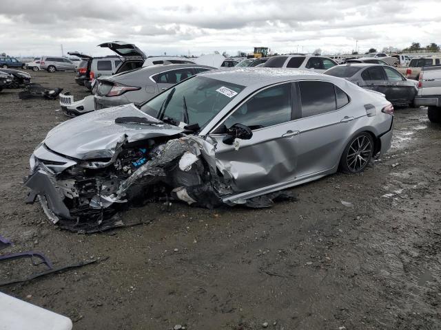 4T1T11AK1PU803768 - 2023 TOYOTA CAMRY SE NIGHT SHADE SILVER photo 1