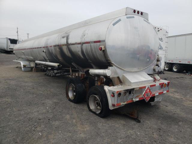 1BN2T44291P029761 - 2001 BEAL TANKER SILVER photo 3