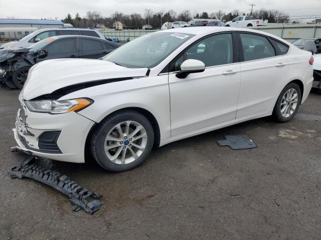 3FA6P0HD8KR245490 - 2019 FORD FUSION SE WHITE photo 1