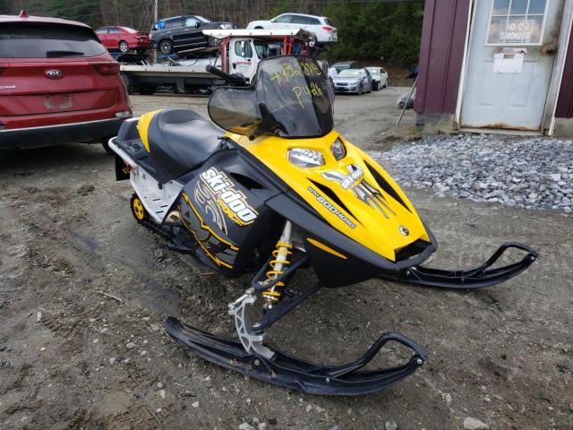 2BPSBL7B27V000097 - 2007 SKI DOO MXZ600 YELLOW photo 1