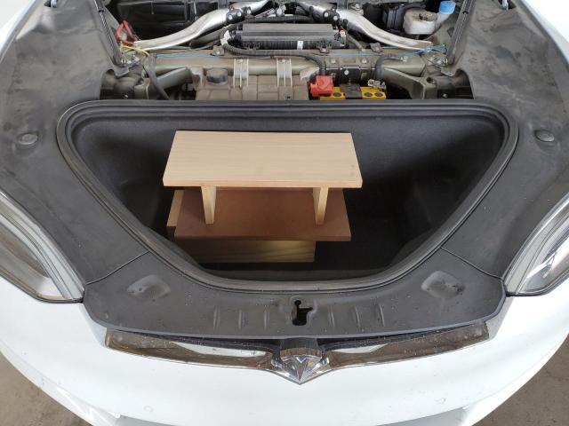 5YJSA1E45KF330633 - 2019 TESLA MODEL S WHITE photo 11