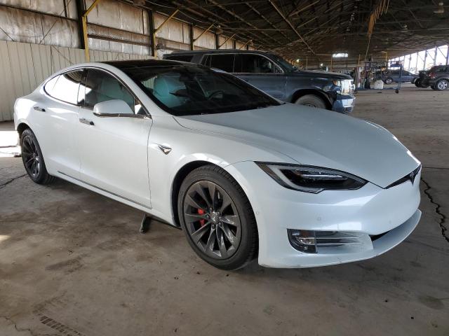 5YJSA1E45KF330633 - 2019 TESLA MODEL S WHITE photo 4