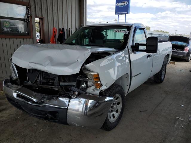 1GCEC14X07Z628656 - 2007 CHEVROLET SILVERADO C1500 CLASSIC WHITE photo 1