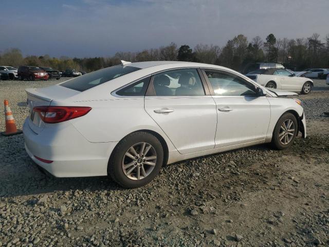 5NPE24AF5FH196569 - 2015 HYUNDAI SONATA SE WHITE photo 3