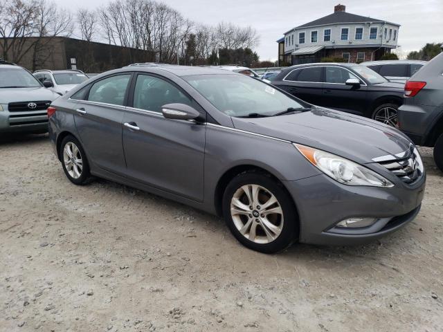 5NPEC4AC0BH271658 - 2011 HYUNDAI SONATA SE GRAY photo 4