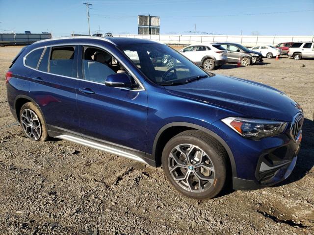 WBXJG9C04L5R57368 - 2020 BMW X1 XDRIVE28I BLUE photo 4