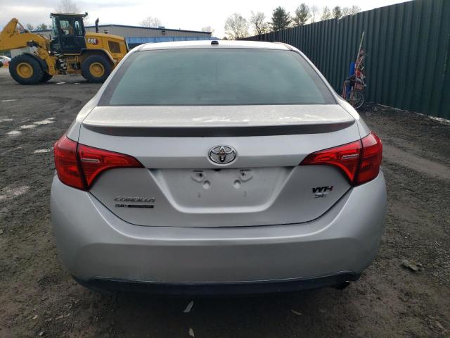 5YFBURHE2HP647373 - 2017 TOYOTA COROLLA L SILVER photo 6