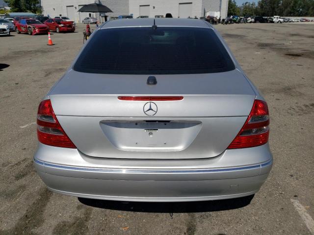 WDBUF65J94A479957 - 2004 MERCEDES-BENZ E 320 SILVER photo 6