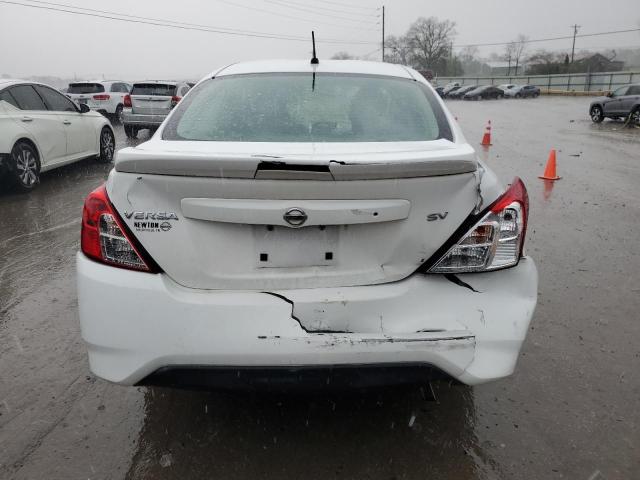 3N1CN7AP6HL865589 - 2017 NISSAN VERSA S WHITE photo 6