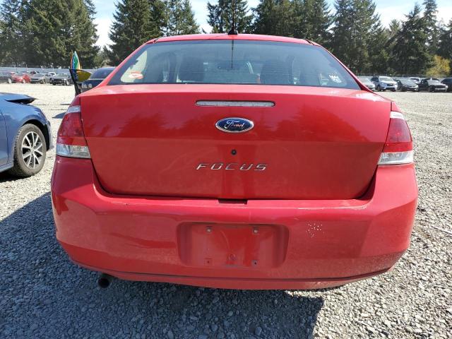 1FAHP32NX8W102638 - 2008 FORD FOCUS S/SE RED photo 6