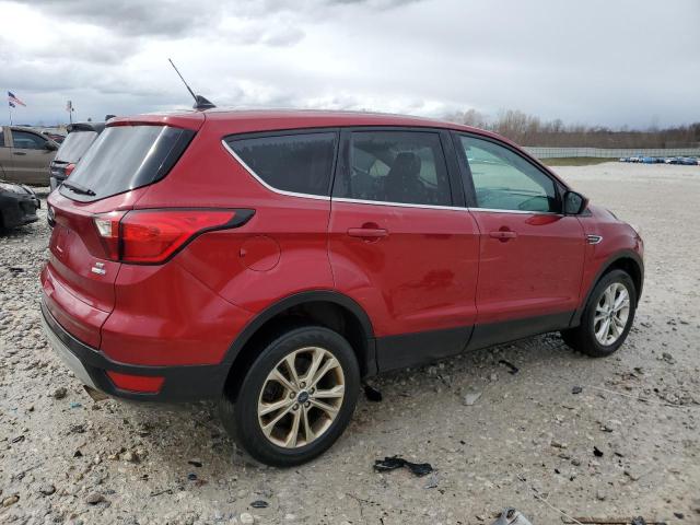 1FMCU9G98KUB83553 - 2019 FORD ESCAPE SE RED photo 3