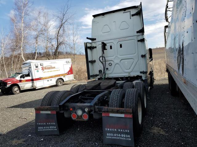 3AKJHHDRXJSJW7340 - 2018 FREIGHTLINER CASCADIA Weiß Foto 4