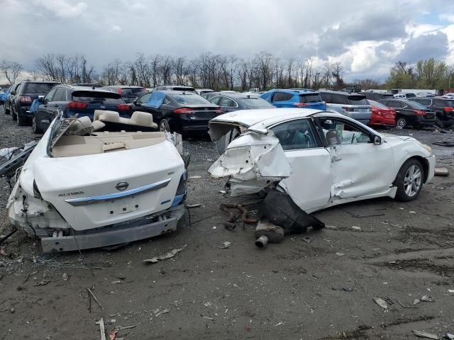 1N4AL3AP7EC110189 - 2014 NISSAN ALTIMA 2.5 WHITE photo 3