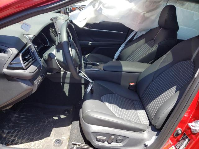 4T1T11AK0PU142766 - 2023 TOYOTA CAMRY SE NIGHT SHADE RED photo 7