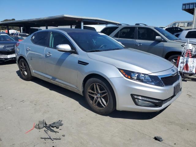 KNAGM4A72C5272852 - 2012 KIA OPTIMA LX SILVER photo 4