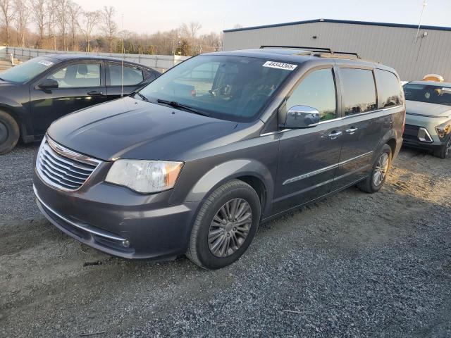 2C4RC1CG7GR135604 - 2016 CHRYSLER TOWN & COU TOURING L GRAY photo 1