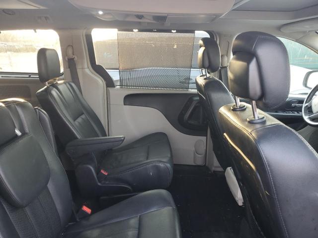 2C4RC1CG7GR135604 - 2016 CHRYSLER TOWN & COU TOURING L GRAY photo 11