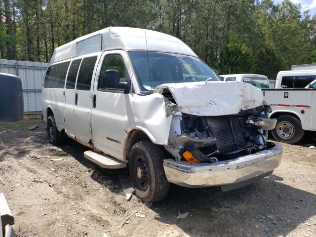 1GBHG39K891182241 - 2009 CHEVROLET EXPRESS G3 WHITE photo 4