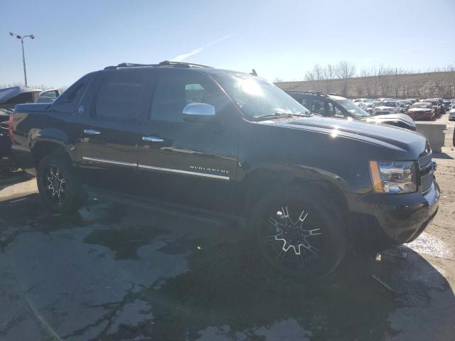 3GNTKGE78DG339863 - 2013 CHEVROLET AVALANCHE LTZ BLACK photo 4