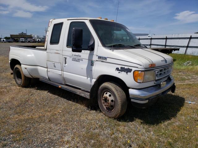 1FDWE30F7WHA08555 - 1998 FORD ECONOLINE E350 CUTAWAY VAN WHITE photo 4