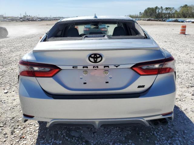 4T1G11AK0PU751342 - 2023 TOYOTA CAMRY SE NIGHT SHADE SILVER photo 6