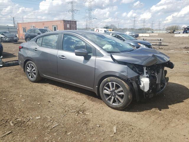 3N1CN8EV9LL825093 - 2020 NISSAN VERSA SV GRAY photo 4