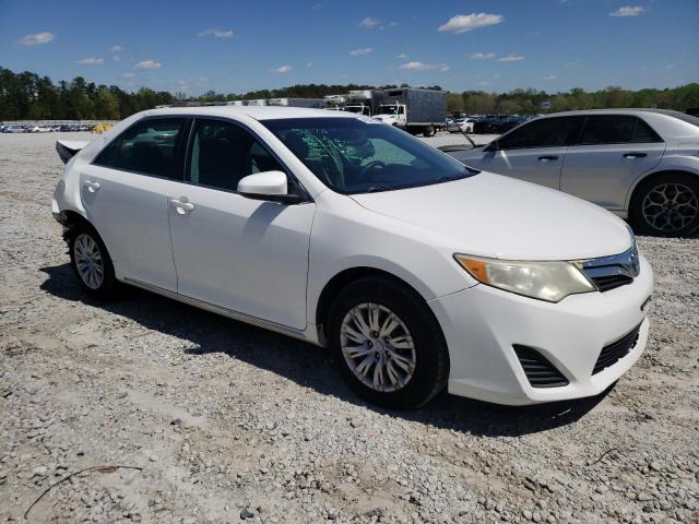 4T4BF1FK6DR296339 - 2013 TOYOTA CAMRY L WHITE photo 4